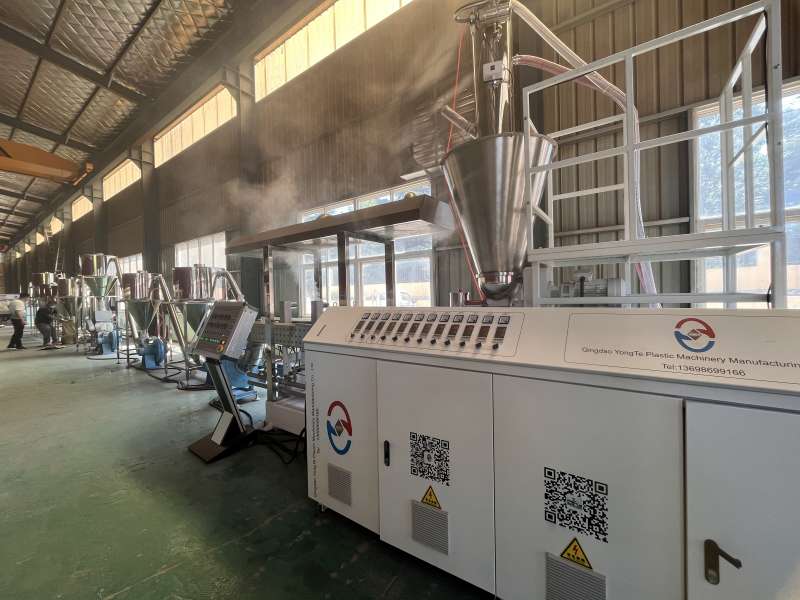 La máquina de prueba de equipos para pisos de madera y plástico está en progreso