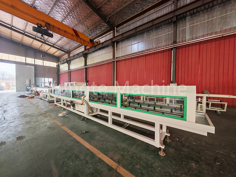 Línea de producción de tuberías de energía eléctrica de MPP para el cliente de China