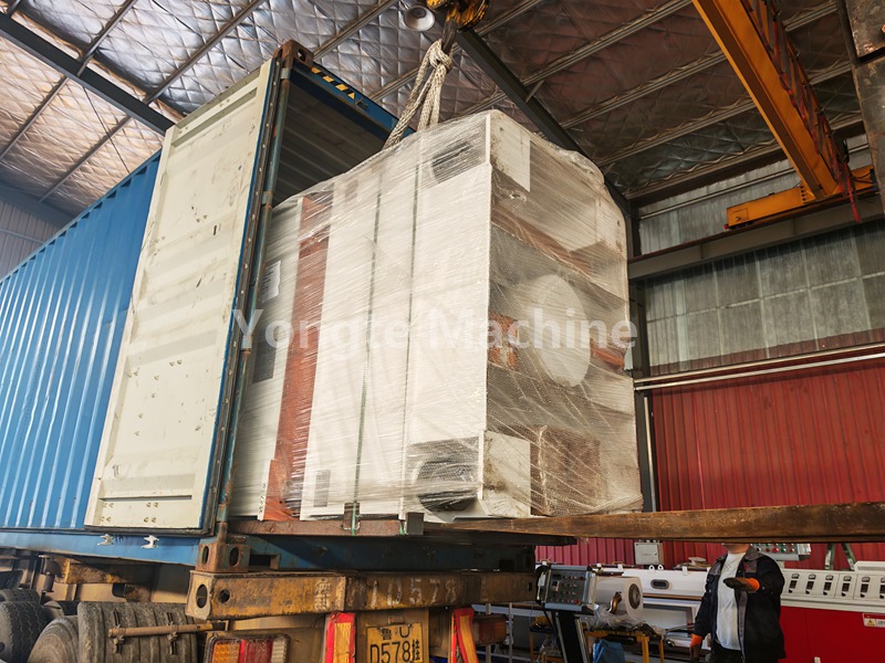 Yongte Plastic Recycling Equipment se envía a un cliente de África