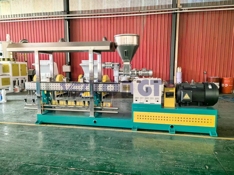 Extrusor de tornillo doble paralelo para la máquina de granulación de plástico