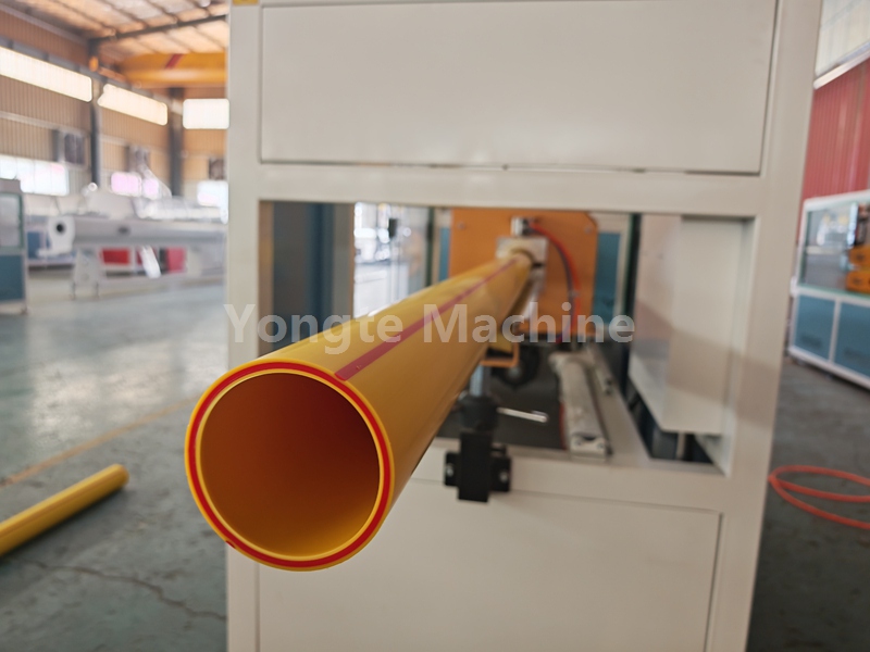 Máquina de tubos Yongte PPR vendida a Argelia