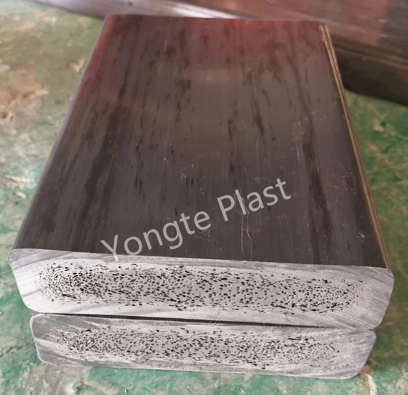 ¿Puede la máquina para fabricar madera plástica Yongte funcionar sin usar polvo de madera?